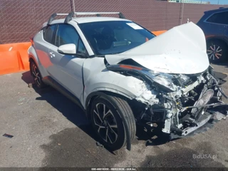 TOYOTA TOYOTA C-HR XLE