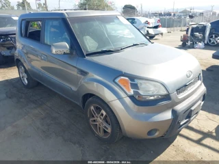 KIA KIA SOUL +