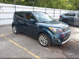 KIA KIA SOUL +