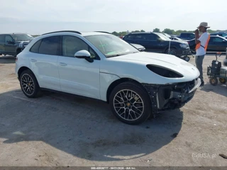 PORSCHE PORSCHE MACAN S