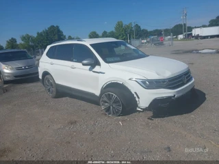VOLKSWAGEN VOLKSWAGEN TIGUAN 2.0T WOLFSBURG EDITION