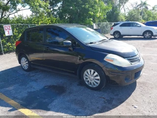 NISSAN NISSAN VERSA 1.8S