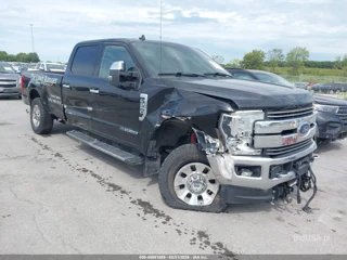 FORD FORD F-250 LARIAT