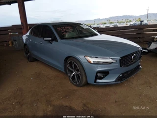 VOLVO VOLVO S60 B5 PLUS DARK THEME
