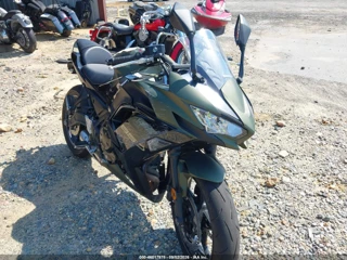 KAWASAKI KAWASAKI EX650 R