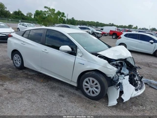 TOYOTA TOYOTA PRIUS LE
