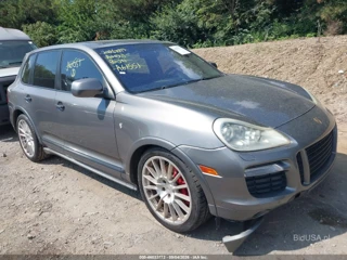 PORSCHE PORSCHE CAYENNE GTS