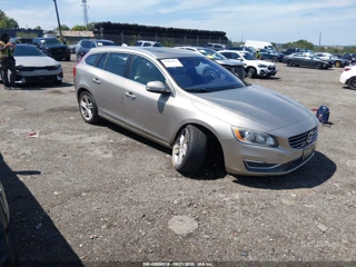 VOLVO VOLVO V60 T5 PREMIER