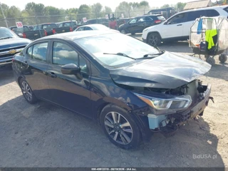 NISSAN NISSAN VERSA SV XTRONIC CVT