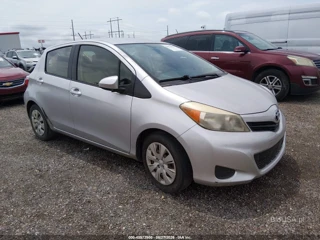 TOYOTA TOYOTA YARIS LE