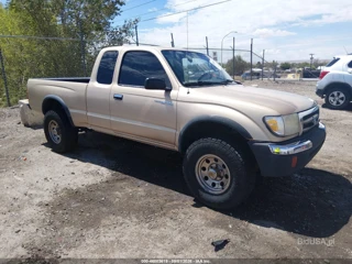 TOYOTA TOYOTA TACOMA PRERUNNER V6