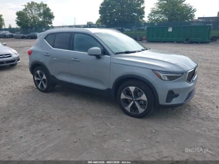 VOLVO VOLVO XC40 B5 CORE BRIGHT THEME