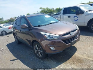 HYUNDAI HYUNDAI TUCSON SE