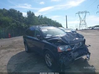 VOLVO VOLVO XC90 3.2