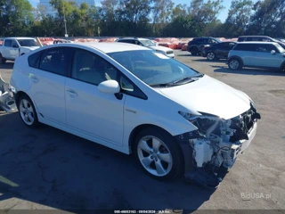 TOYOTA TOYOTA PRIUS V