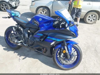 YAMAHA YAMAHA YZFR7