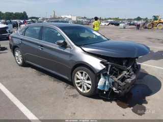 TOYOTA TOYOTA AVALON XLE