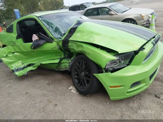 FORD FORD MUSTANG V6
