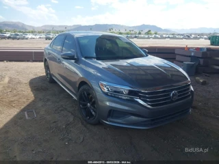 VOLKSWAGEN VOLKSWAGEN PASSAT 2.0T SE