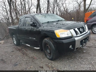 NISSAN NISSAN TITAN SE