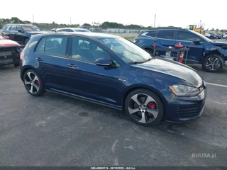 VOLKSWAGEN VOLKSWAGEN GOLF GTI SE 4-DOOR