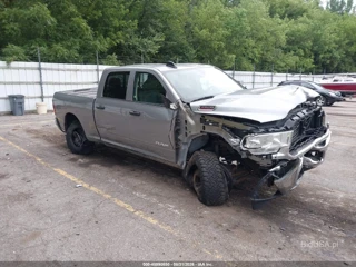 RAM RAM 2500 TRADESMAN  4X4 6'4 BOX
