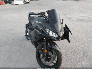 KAWASAKI KAWASAKI EX650 R
