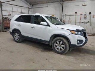 KIA KIA SORENTO LX