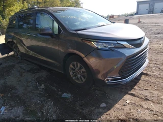 TOYOTA TOYOTA SIENNA XLE