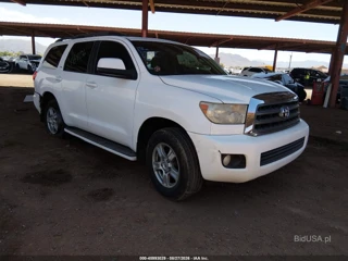 TOYOTA TOYOTA SEQUOIA SR5 5.7L V8