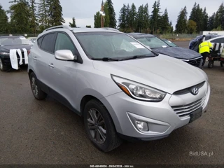 HYUNDAI HYUNDAI TUCSON SE