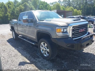 GMC SIERRA 2500HD SLT