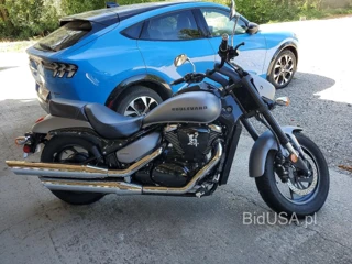 SUZUKI VZ800