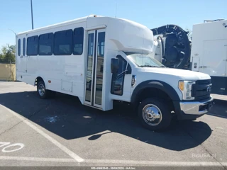 FORD FORD F-550 CHASSIS XL
