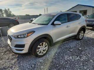 HYUNDAI TUCSON SE
