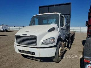 FREIGHTLINER M2 106 MEDIUM DUTY