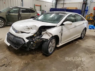 HYUNDAI SONATA HYBRID