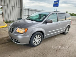 CHRYSLER TOWN & COUNTRY TOURING