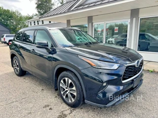 TOYOTA HIGHLANDER HYBRID XLE