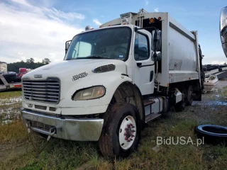 FREIGHTLINER M2