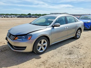 VOLKSWAGEN PASSAT SE