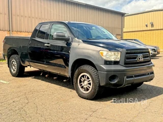 TOYOTA TUNDRA DOUBLE CAB SR5