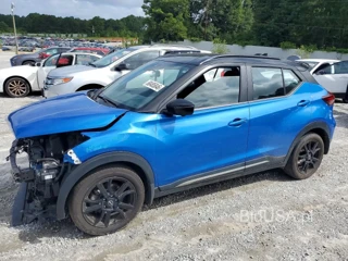 NISSAN KICKS SR