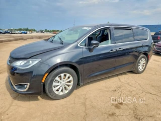 CHRYSLER PACIFICA TOURING PLUS