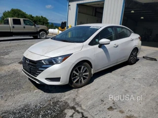 NISSAN VERSA SV