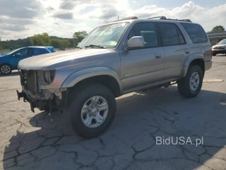 TOYOTA 4RUNNER SR5