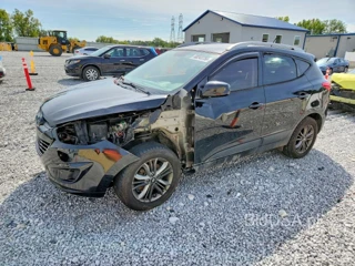 HYUNDAI TUCSON SE