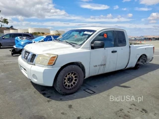 NISSAN TITAN XE