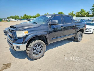 TOYOTA TUNDRA SR5