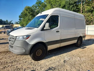 MERCEDES-BENZ SPRINTER 2500